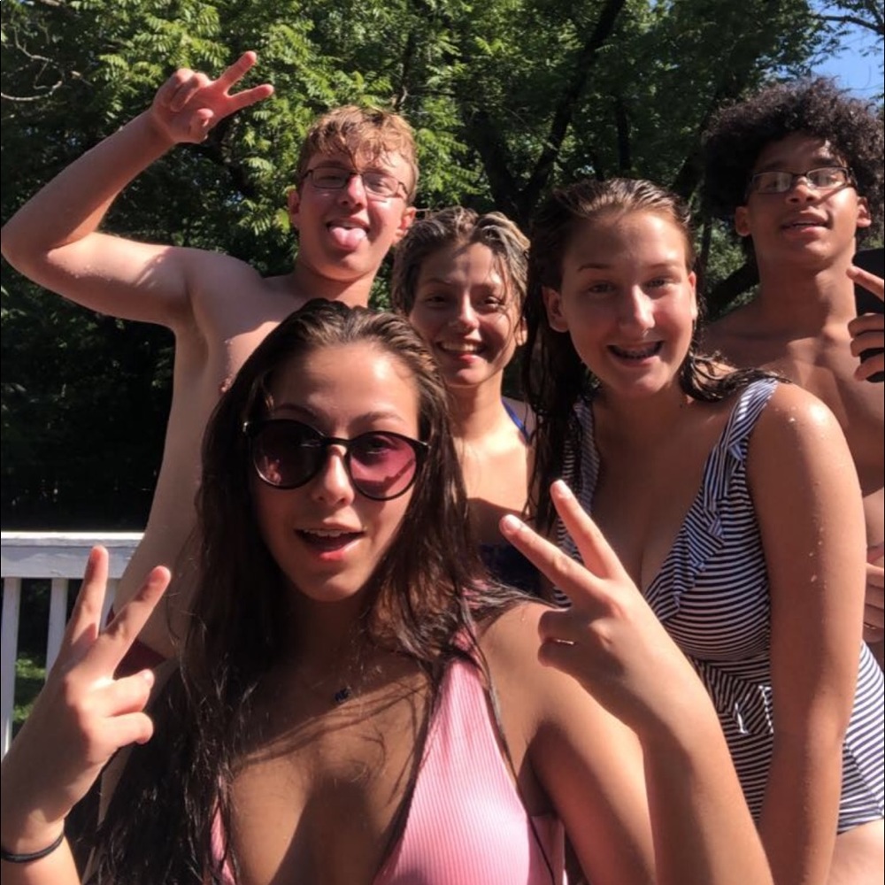 Meet your Posher, Haley